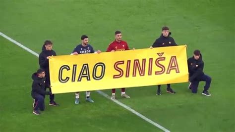 Il Saluto Dello Stadio Olimpico A Mihajlovic Il Video