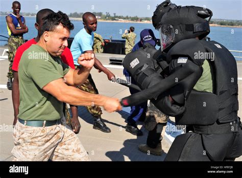 Us Marine Corps Sgt Oscar Crespo Gallegos Stockfotos Und Bilder Kaufen