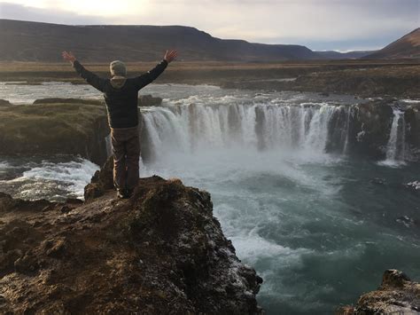 The Power of the Solo Traveler - True Nature Travels