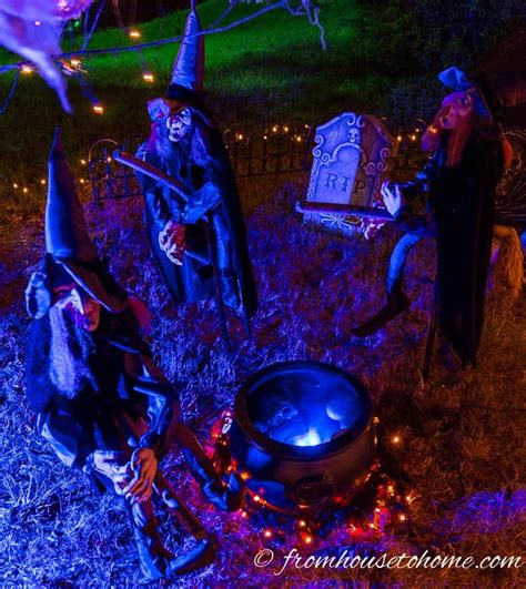 Halloween outdoor lighting ideas 25 spooky ways to light your yard ...