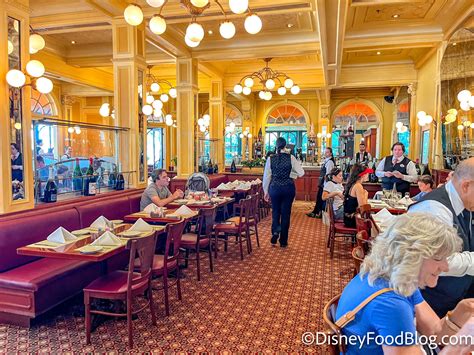 If You Can Only Eat At One Disney World Restaurant Let It Be This One