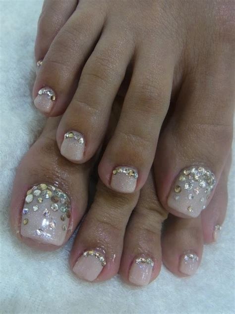 T4 2 0 5 2057315 Nails Toes Need Bling Also