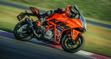 KTM Introduces New Color Schemes For Some Street Models - Roadracing