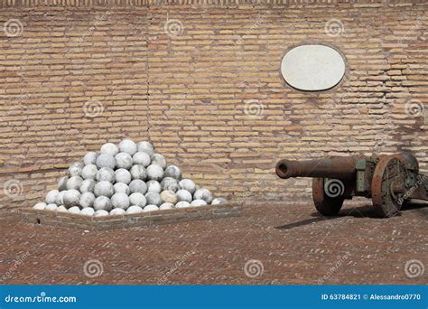 Cannon And Stone Cannonballs Stock Image Image Of Fire Antique 63784821