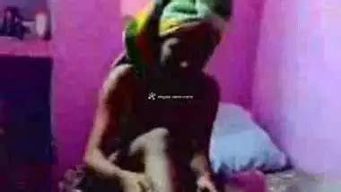 Chubby Indian Girl Is Doing Her First Porn Casting And Starts With A Double Decker Indian Tube Sex
