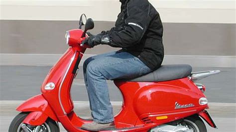 Prova Su Strada Vespa Et4 150