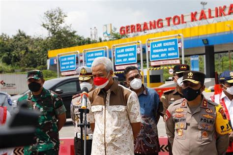 Cegah Penumpukan Di Tol Ganjar Pranowo Promosikan Mudik Lewat Jalur