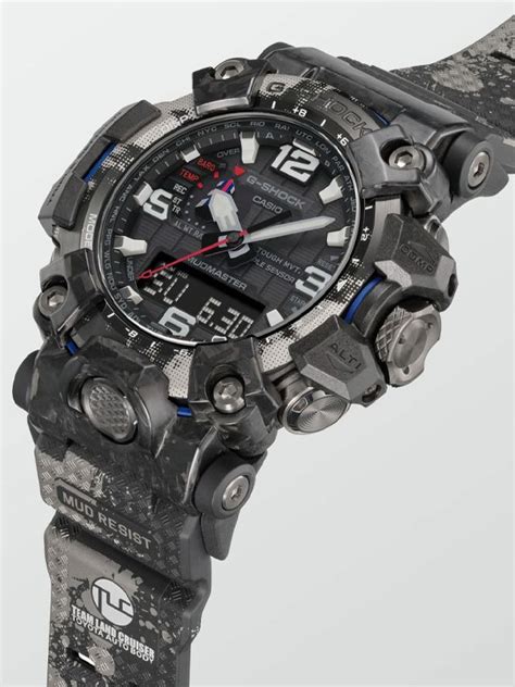 CASIO G Shock Mudmaster Team Land Cruiser Toyota Auto Body GWG 2000TLC 1AER