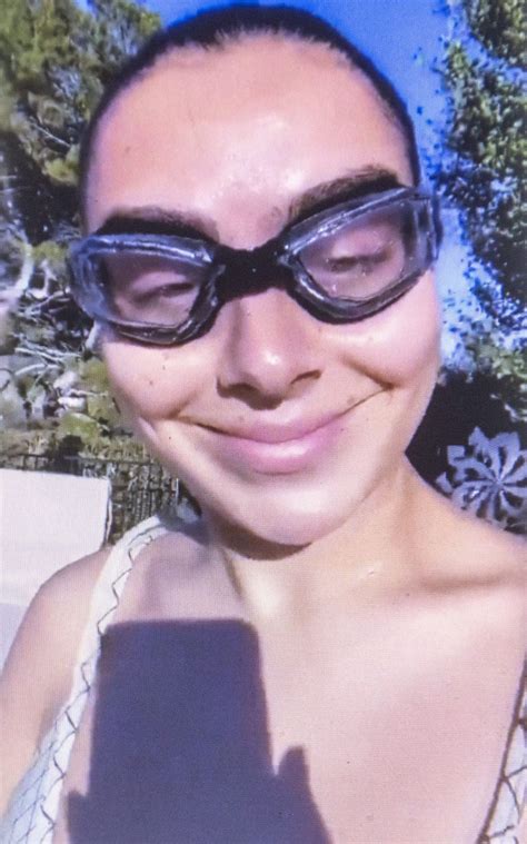Charli XCX Shows Her Tits For A New Challenge Pics Video