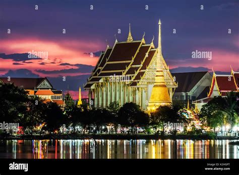 Bueng Kaen Nakhon Lake Hi Res Stock Photography And Images Alamy