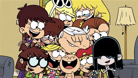 Image S1e07a Sisters Embrace Lincpng The Loud House Encyclopedia Fandom Powered By Wikia