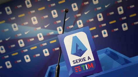 La Serie A Si Spacca Squadre Abbandonano L Assemblea La Rivolta