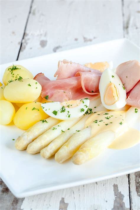 Witte Asperges Met Hollandaisesaus Heerlijk Met Krieltjes En Ham