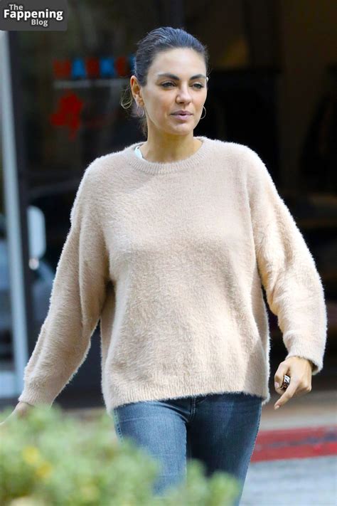 Mila Kunis Hot 7 Photos The Fappening Leaked Photos