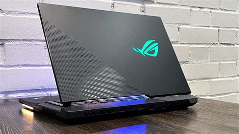 Самый геймерский ноутбук - обзор ASUS ROG Strix Scar 15 с GeForce RTX ...