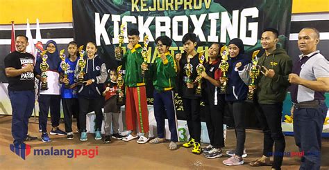 Kabupaten Jombang Sukses Jadi Juara Umum Kejurprov Kickboxing Jatim