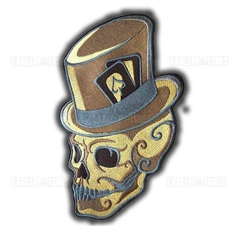 Patch Bordado Caveira Cartola