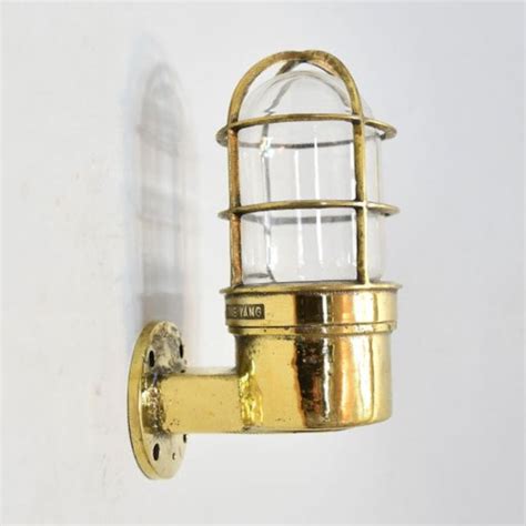 90 Degree Ship Salvaged Antique Marine Brass Bulkhead Wall Mount Light Fixture Nautical Lights