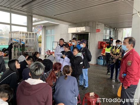 28大學生滑獨木舟驚傳落海！8人失溫送醫 高科大說話了 Ettoday社會新聞 Ettoday新聞雲