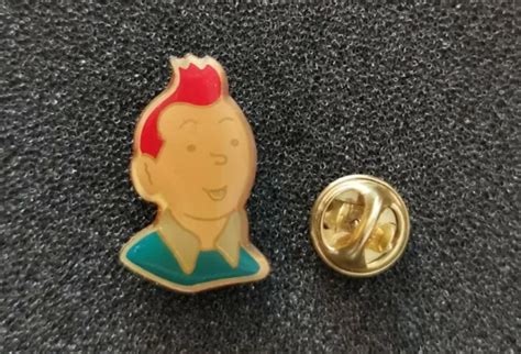 Pin S Tintin Personnage De Bd Herg Tintin Et Milou Pin Pins Badge