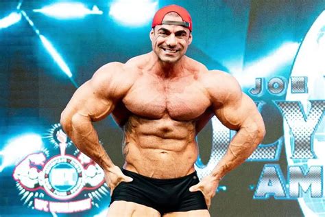 V Deo Rafael Brand O Quebra Protocolo No Mr Olympia Brasil E Vai