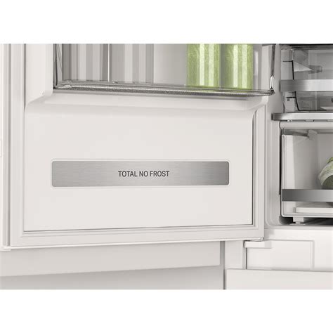 Встраиваемый холодильник WHC20 T593 P в официальном магазине Whirlpool