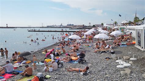 Пляжи Сочи — обзор популярных пляжей курорта