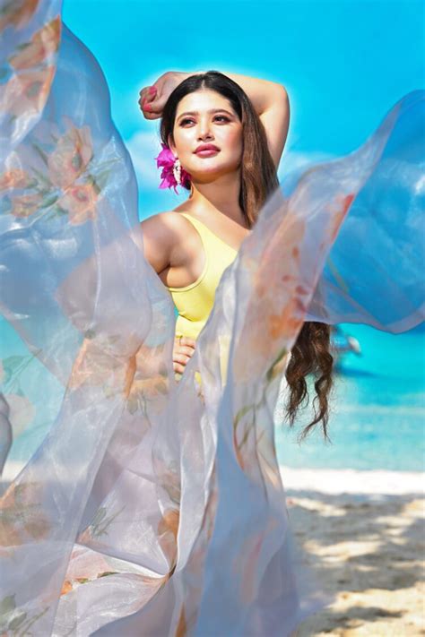 Hot Sexy Ena Saha Bikini Pics