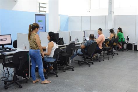 Casa Do Trabalhador Oferece 50 Vagas Para Operador De Telemarketing