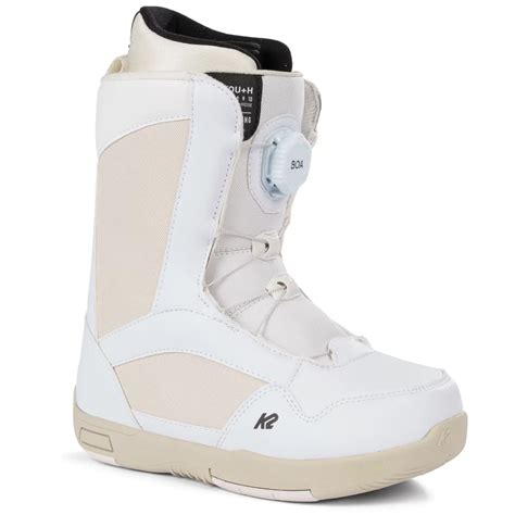 SNOWBOARD BOOTS