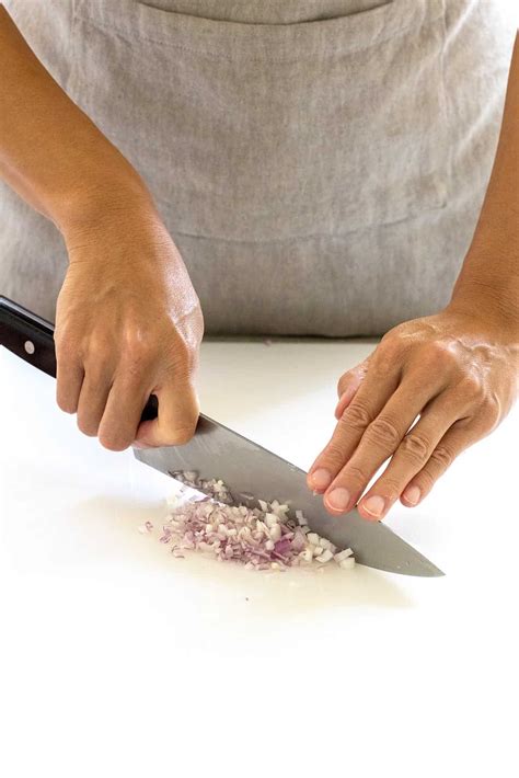 how to cut shallots 5