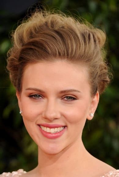 Fashion: Scarlett Johansson Hairstyles