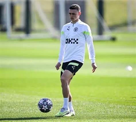 Phil Foden⁴⁷ Brasil on Twitter Phil Foden ESTÁ DE VOLTA aos