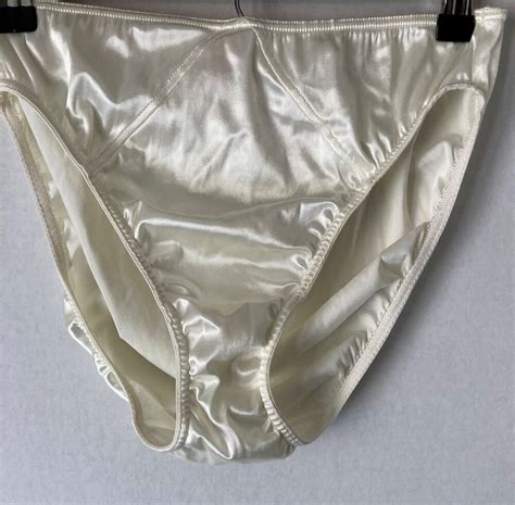 Vintage Victorias Secret Satin Second Skin Shiny High… Gem