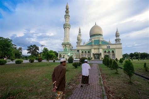 Beautiful Mosques of Brunei | Eugenio Corso Photography