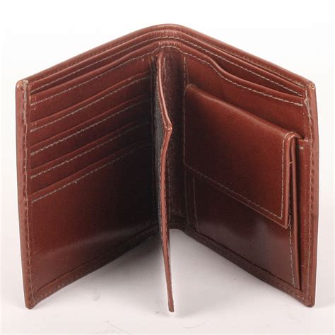 Best Men's Leather Bifold Wallets | Literacy Basics