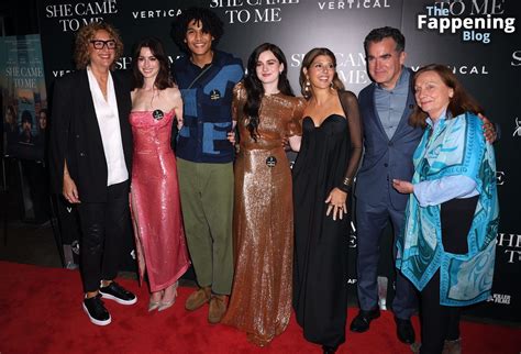 Anne Hathaway Page 3 Nude Celebs The Fappening Forum