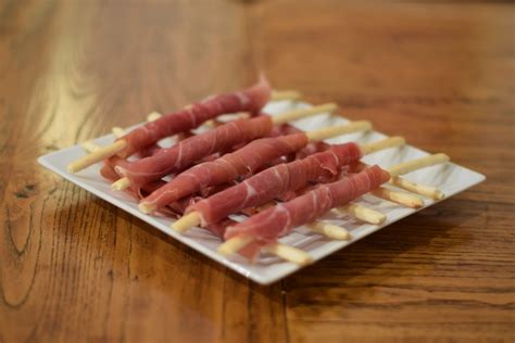 Bread Sticks Wrapped In Prosciutto Ftloe