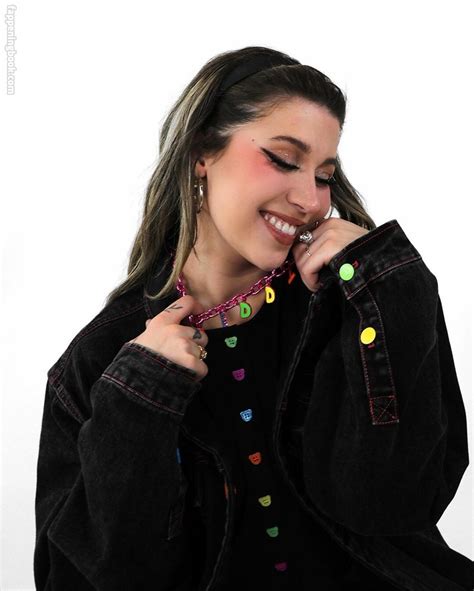 Olivialopes Oliviamaebaee Nude OnlyFans Leaks Fappening FappeningBook