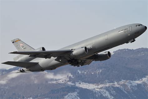 Mcdonnell Douglas Kc 10a Extender This Day In Aviation