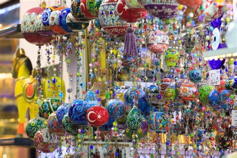 Turkish bazaar lamps market istanbul turkey — Stock Photo © ilyshev ...