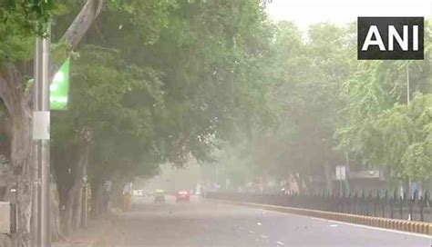 Weather Update Brief Spell Of Light Rain In Delhi Brings Respite From