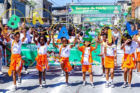 Belford Roxo Abre A Semana Da P Tria Desfile C Vico Em Heli Polis