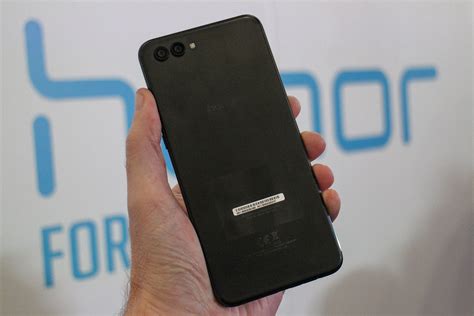 Keep Your Honor Intact with 7 of the Best Honor View 10 Cases | Digital ...