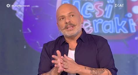 Νίκος Μουτσινάς Η αντίδραση της μαμάς του όταν της είπε ότι είναι gay το σύμφωνο συμβίωσης με