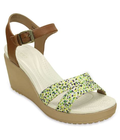 Crocs Brown Wedges Heels Price in India- Buy Crocs Brown Wedges Heels ...