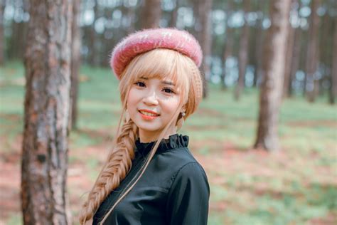 Girl Depth Of Field Model Hat Asian Long Hair Woman Blonde