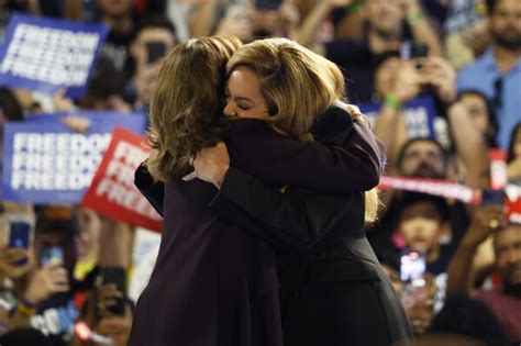 Beyoncé Endorses Kamala Harris At Houston Rally Ap News