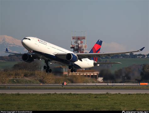 N Nw Delta Air Lines Airbus A Photo By Daniele D Orazi Id