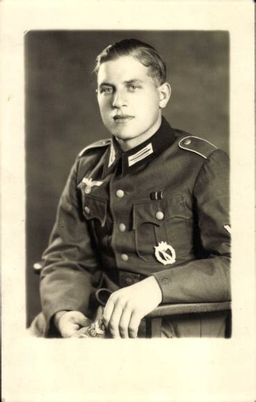 Foto Ansichtskarte Postkarte Offizier Der Wehrmacht In Akpool De